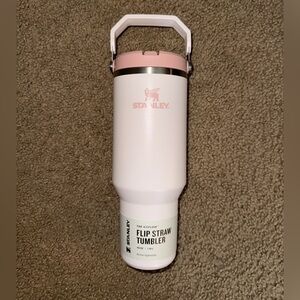 Stanley Flip Straw Tumbler - White and Pink 40oz